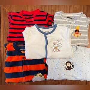 ‼️🚨Bundle 5/$15 pajamas Little me and Carters